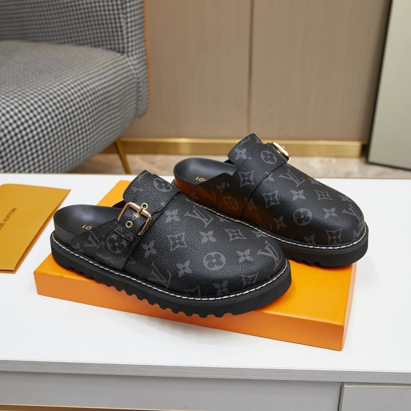 Louis Vuitton Slippers